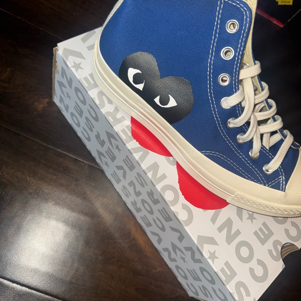 Comme des Garcons Men’s/Womens Blue and White Sneakers NWT and box.